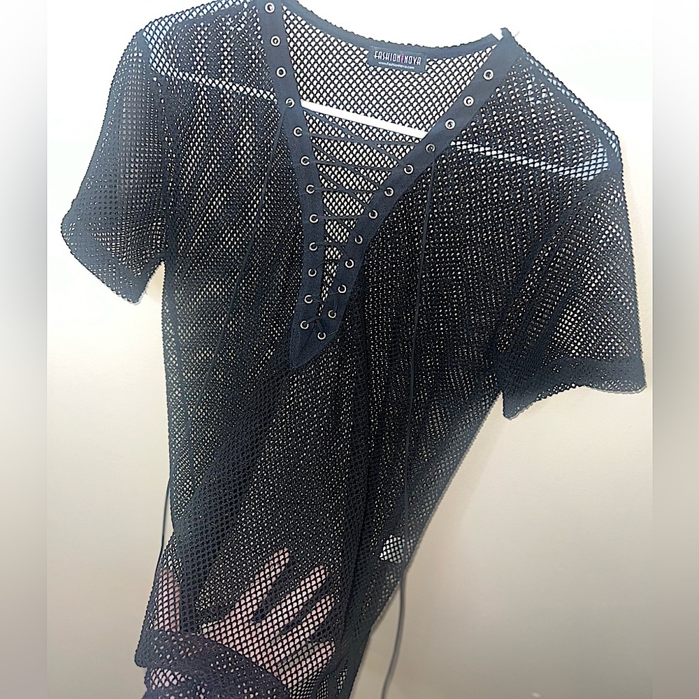Fashion Nova Black Netted Lace up top nwot S